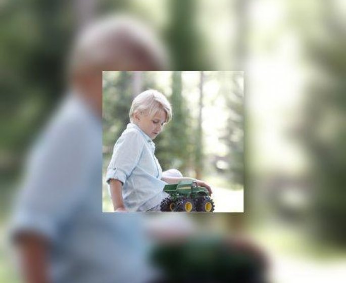 Enfant autiste : etablir la communication par le jeu
