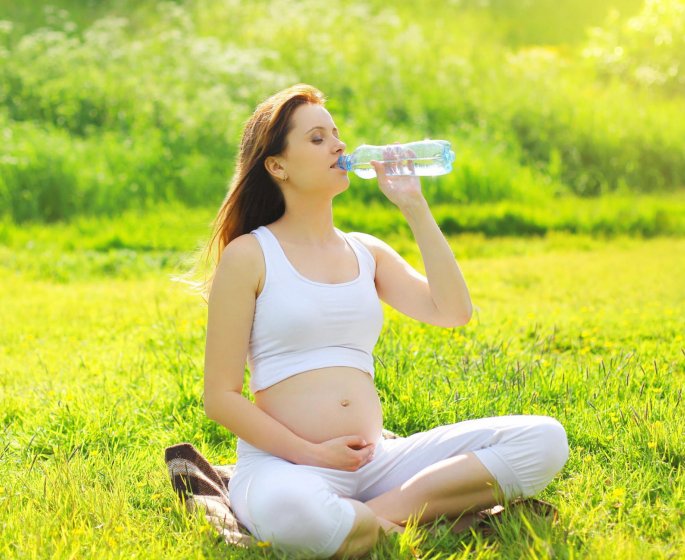 Perturbateurs endocriniens et cancerigenes : les femmes enceintes toujours trop exposees