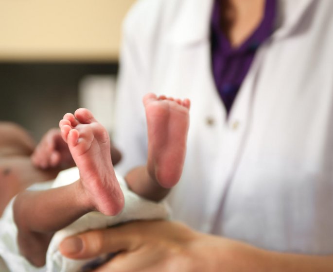 Un bebe de 6 mois decede de la gastro-enterite : les parents portent plainte