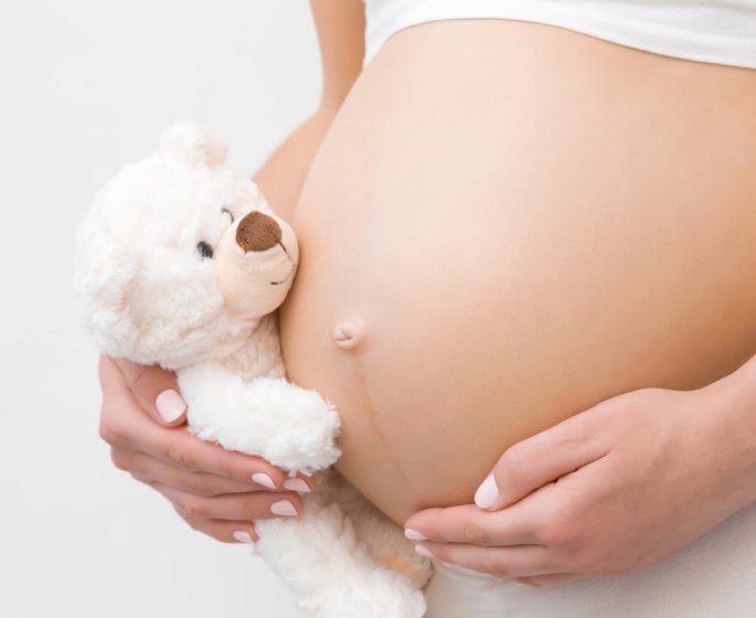 Vergetures, peau qui pend : des femmes devoilent le "vrai corps" post partum en photo