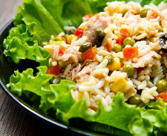 Salade de riz au thon et aux olives