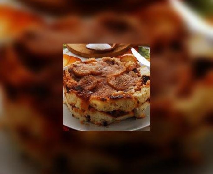 Charlotte au pain d-epices et pommes vanillees