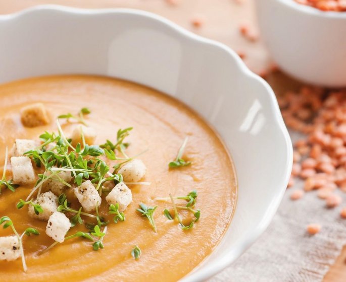 Potage de lentilles roses