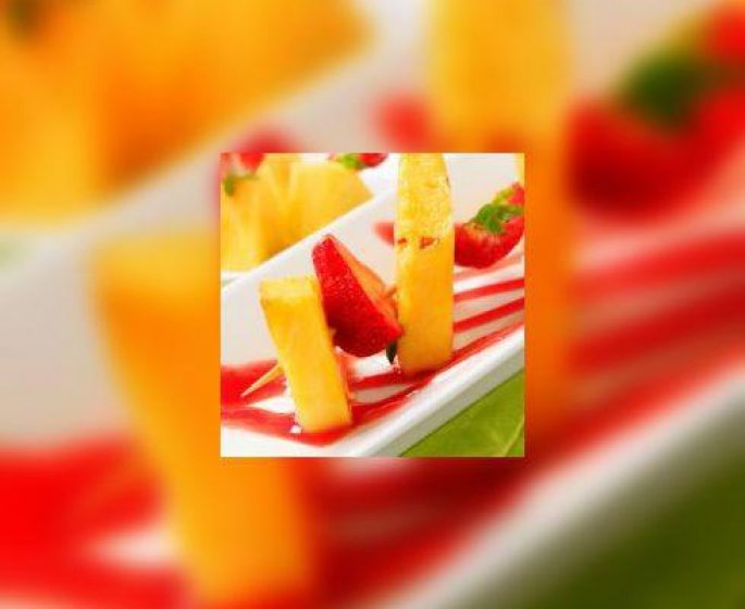 Ananas roti vanille, coulis de fraises