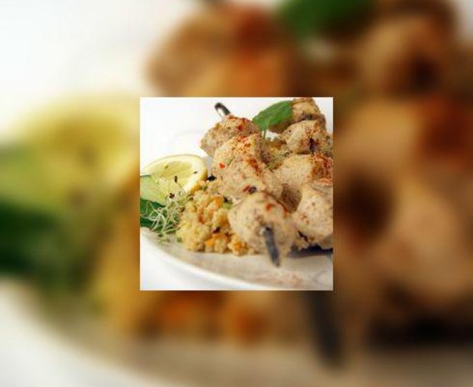 Brochettes de poulet marine au citron vert et a l-estragon
