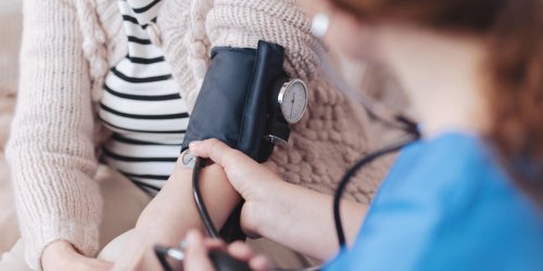 Pourquoi l-hypertension favorise-t-elle les acouphenes ?