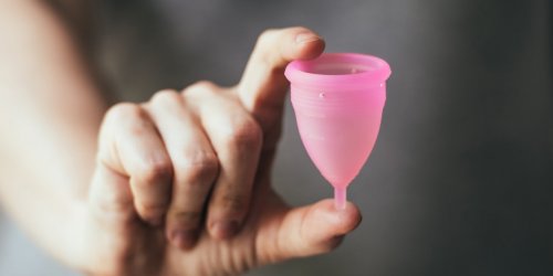 Regles : la cup menstruelle est aussi sure que les autres protections hygieniques