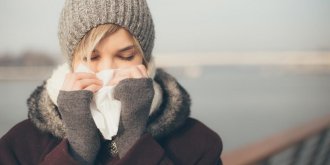 Maladie de Raynaud : pourquoi mes doigts deviennent blancs en hiver ?