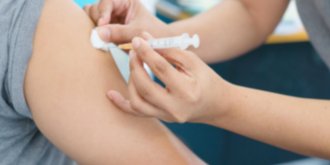 Rougeole : comment fonctionne le vaccin ROR ?