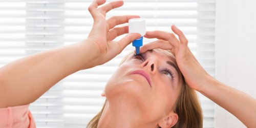 Yeux qui brulent : soulager une conjonctivite allergique