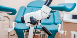 Frottis et colposcopie : le depistage du cancer du col de l-uterus