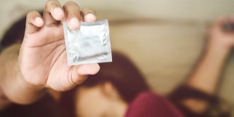 Une sexualite sans risque, ca se prepare avant les vacances