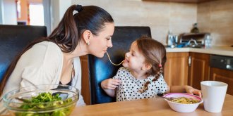 Enfants et alimentation : comment bien grandir sans risque d’obesite ?