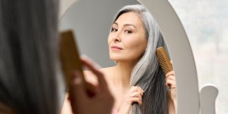 Menopause : les cheveux et la salive, des indices de votre sante mentale