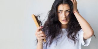 Pourquoi les regles abondantes peuvent faire perdre vos cheveux
