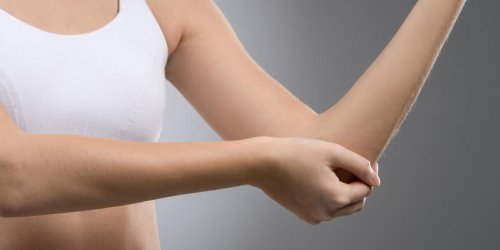 Mal au coude : quels sont les symptomes de l-epicondylite ?