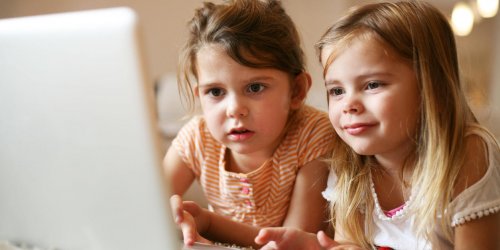 L-enfant et l-ordinateur : des dangers a maitriser