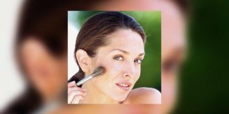 Un maquillage rajeunissant pour une rentrée tonique