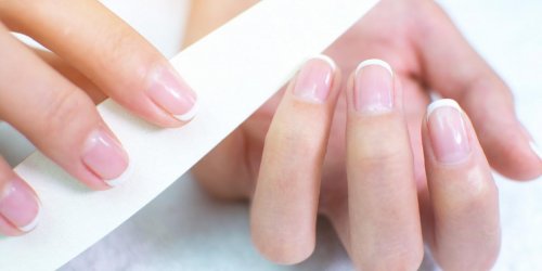 Les ongles : manucure a domicile