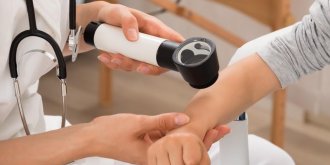 Molluscum contagiosum : les traitements
