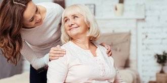 Seniors : 10 conseils pour amenager sa maison