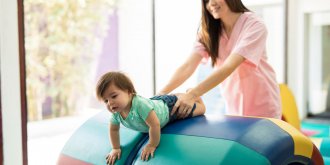 Bébé : la luxation de hanche revient, parents ouvrez l’œil !