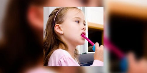 Une brosse a dent electrique, le bon choix pour un enfant ?