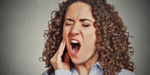 Quelle est la definition d-une nevralgie dentaire ?