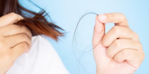 Chute de cheveux : les causes inattendues