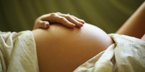 Pourquoi le corps gratte pendant la grossesse ?