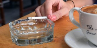 Arreter la cigarette : une triple dependance ?