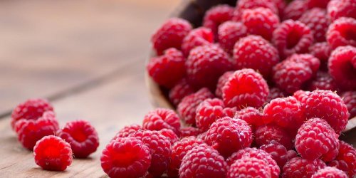 Verrines de poires et de framboises