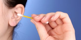 Bouchon de cerumen : comment le detecter et s’en debarrasser ?