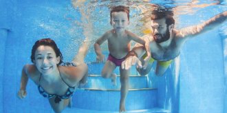 Pourquoi uriner dans la piscine peut etre dangereux pour votre sante ?