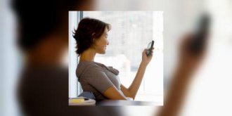 Rappels de rendez-vous, suivi des traitements : de plus en plus d’hopitaux se convertissent aux SMS