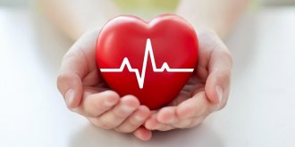 L’accouchement associé à un risque plus élevé de 14% d’AVC et de maladie cardiaque