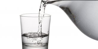 Pollution de l-eau : les carafes filtrantes sont efficaces ?