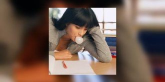 Macher un chewing-gum rend plus intelligent