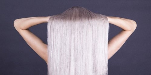 Cheveux gris : 8 causes qui accelerent leur arrivee