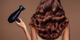 Cheveux : 10 coiffures qui affinent le visage