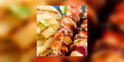 Brochettes de porc et d-ananas