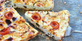 Quiche aux poivrons, oignons et chevre