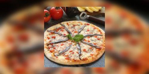 Pizza tomate anchois