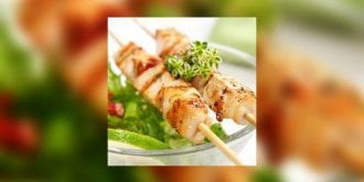 Brochettes de lotte aux fruits