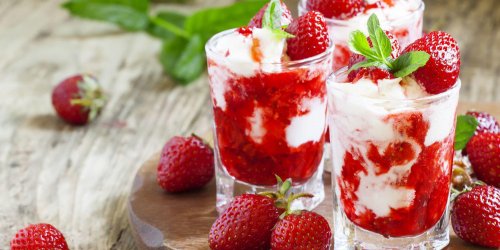 Sorbet au fromage blanc et fraises des bois