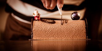 Buche glacee chocolat griottes