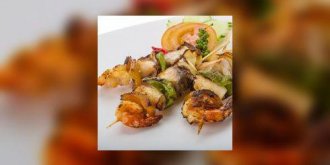 Brochettes de calamars marines a l-ail