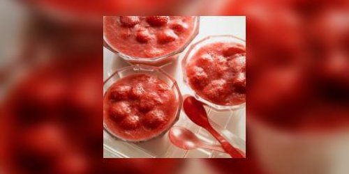 Rhubarbe pochee a la fraise et marmelade de rhubarbe a la fraise