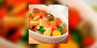 Ragout de carottes, petits oignons et poireaux