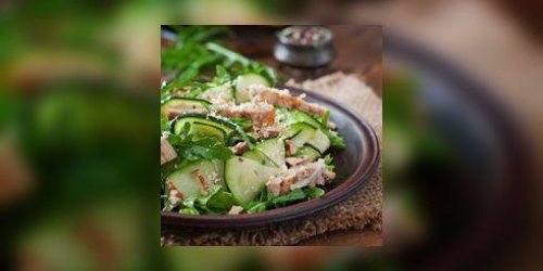 Salade de courgettes et de poulet